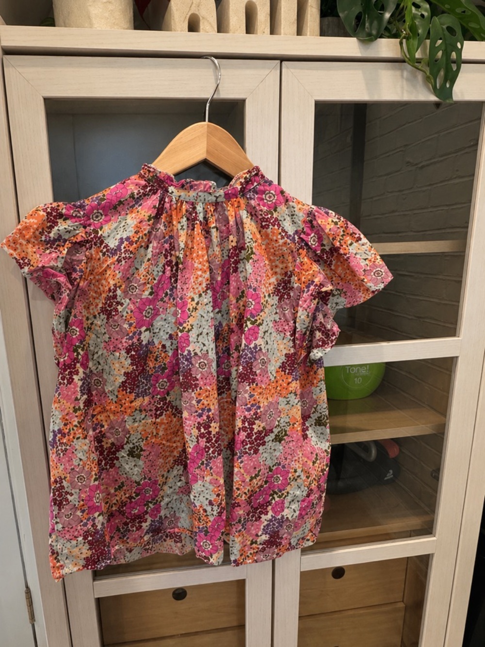 Trovata Floral Ruffle Neck Blouse - Pink & Orange